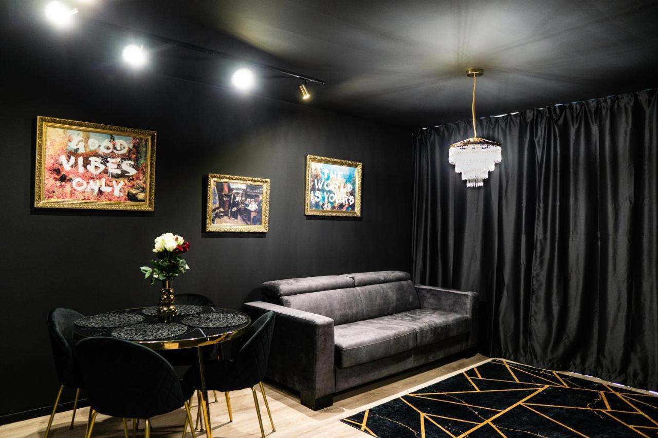 Апартаменты Lam Black - Ac - Balcony Братислава Экстерьер фото